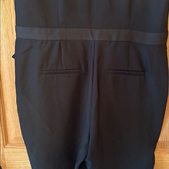 BANANA REPUBLIC Black Flutter Sleeve V-Neck Jumpsuit - Picture 13 of 13